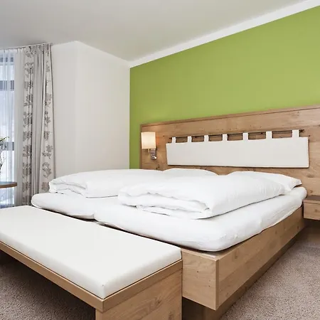 Haus Zirngast 3* Шладминг