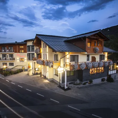 酒店 Haus Zirngast 4*