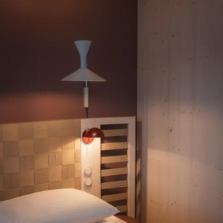 Haus Zirngast 호텔 4*