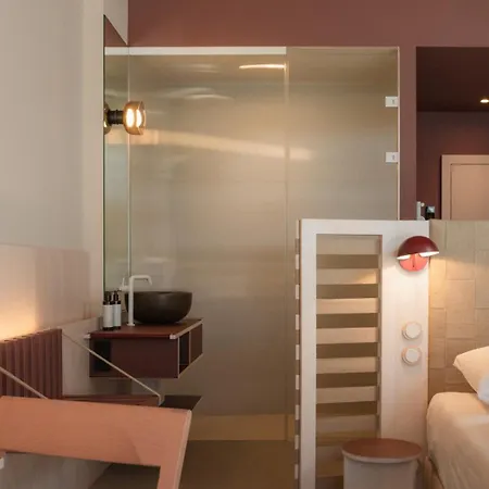 Haus Zirngast 호텔 4*