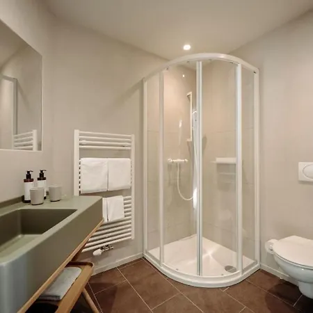 Haus Zirngast 호텔 4*