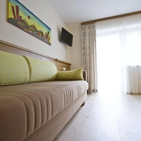 Haus Zirngast 3* Шладминг