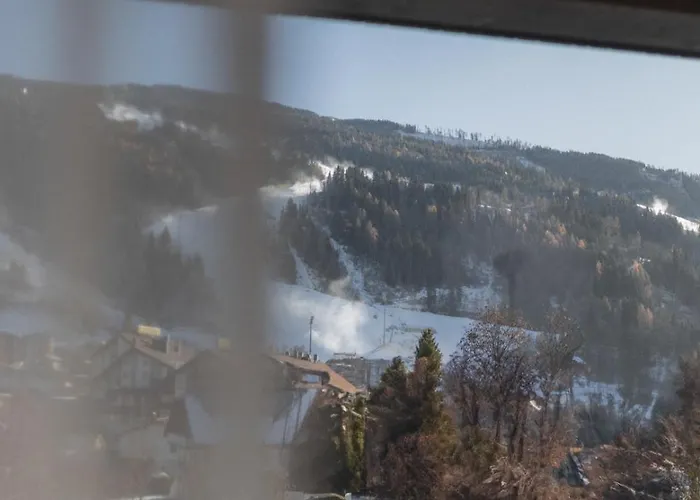 Haus Zirngast Hotell