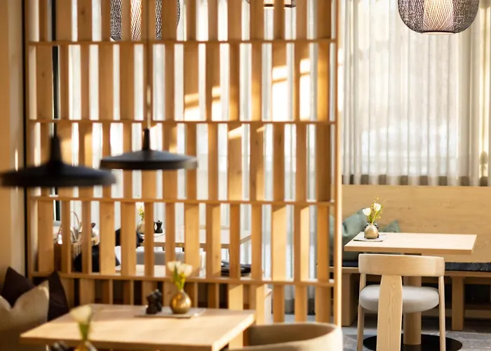 Hotell Haus Zirngast 4*