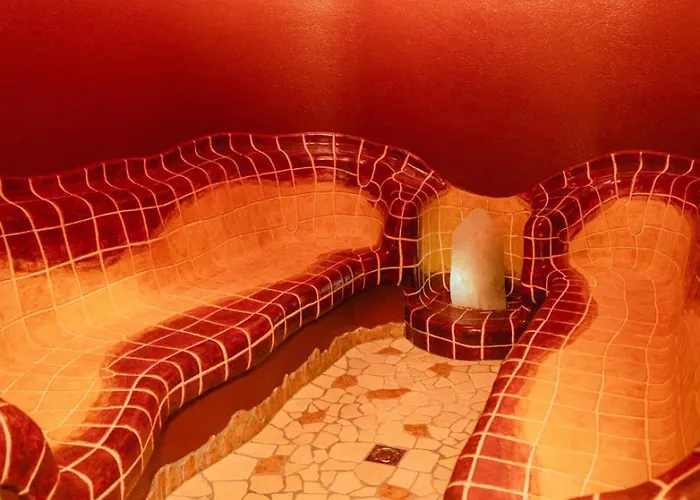 Haus Zirngast Hotell 4*